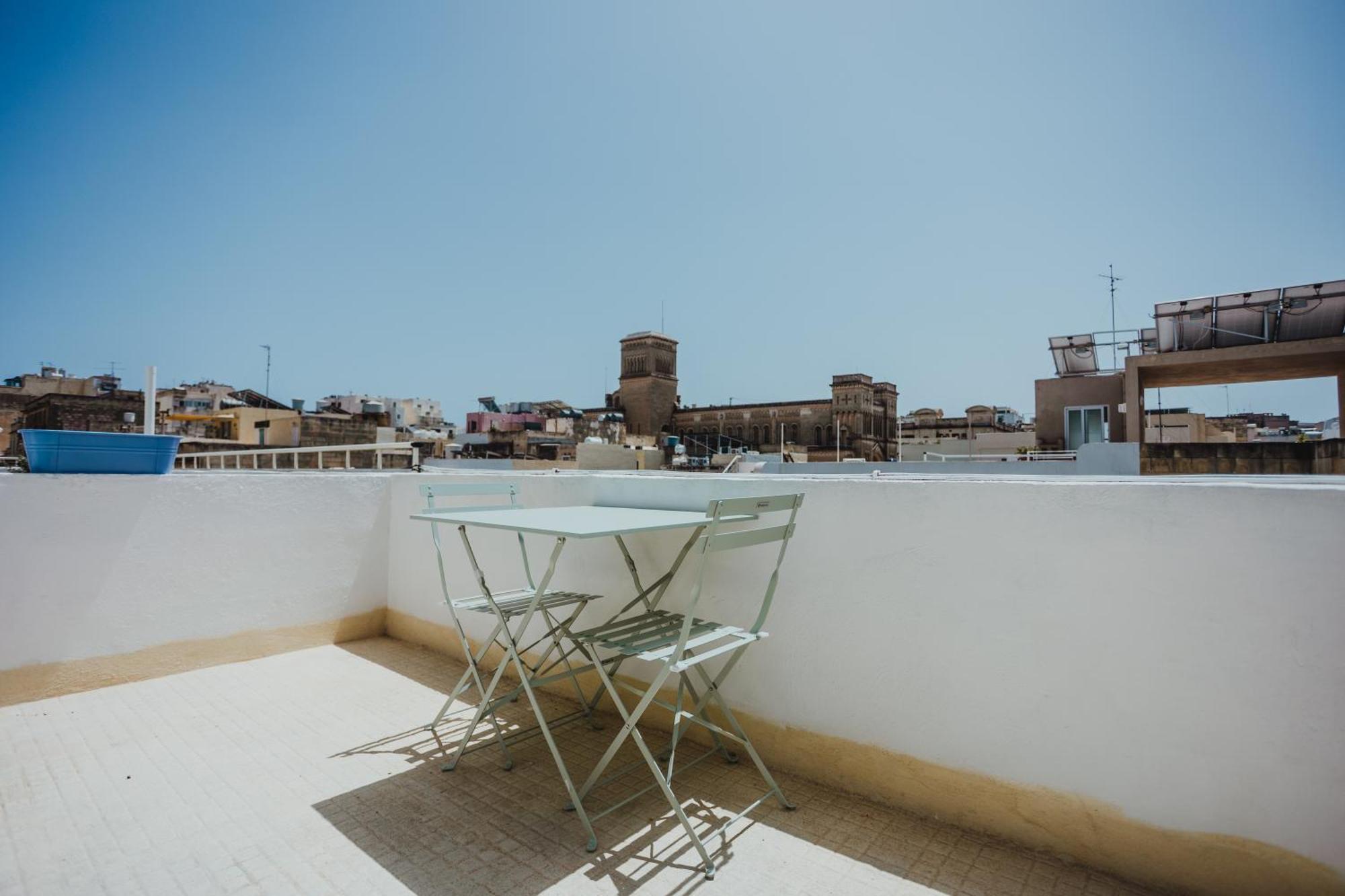 People & Places Sliema Exterior foto
